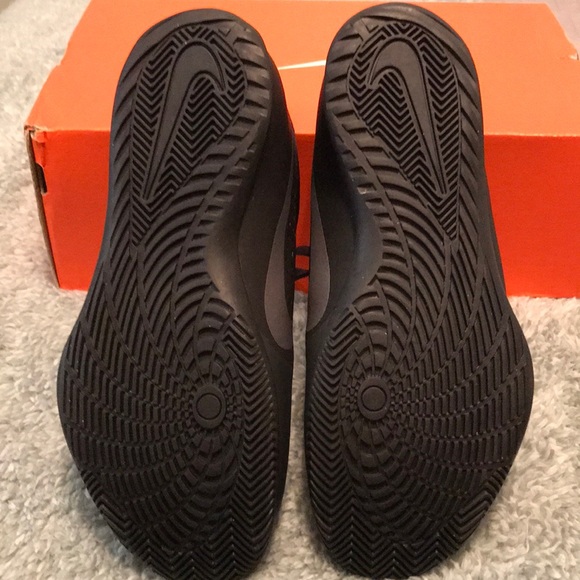 NWT Nike Air Behold Low - Picture 2 of 8